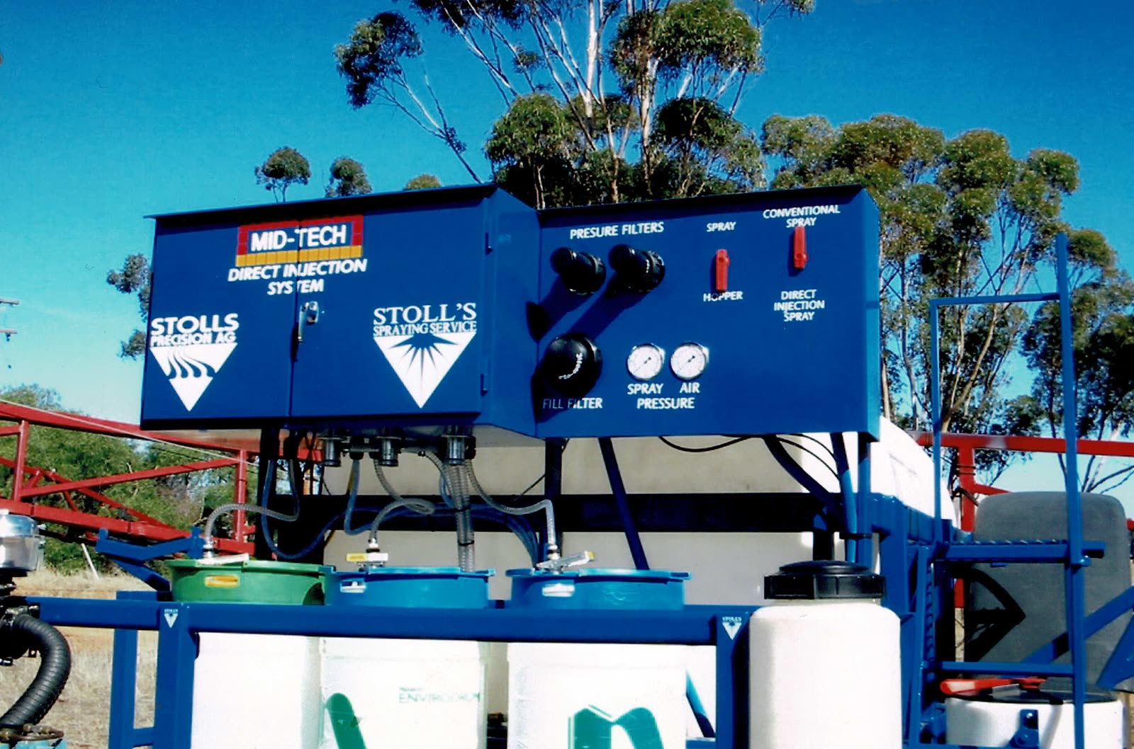 The Mid-Tech direct injection cabinet on an early Stoll’s sprayer, labelled for conventional or direct injection spraying